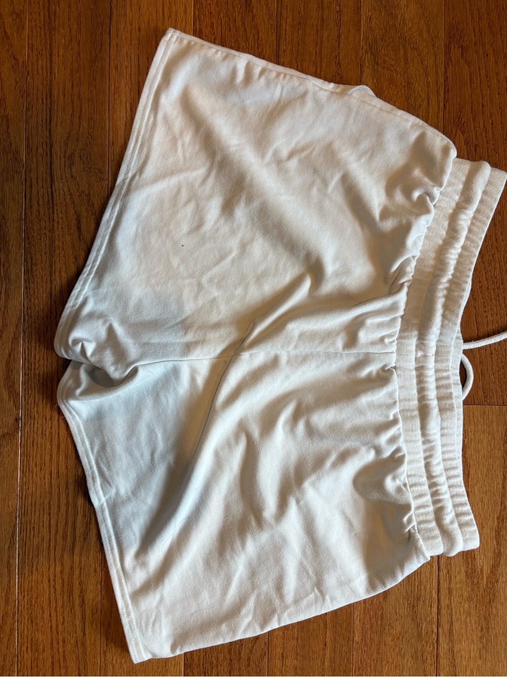 ALO Yoga Cream Athletic Drawstring Shorts - women size Large - Picture 4 of 4
